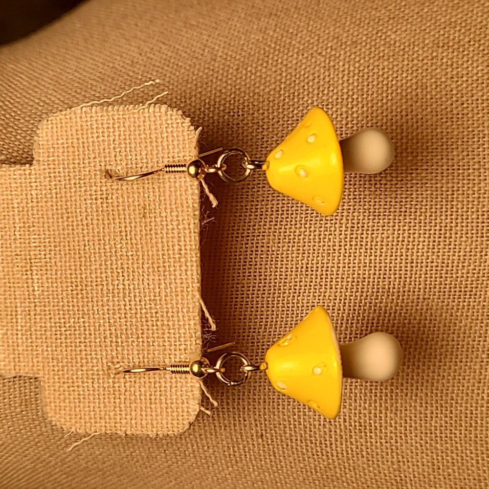 Mushroom Earrings-Yellow